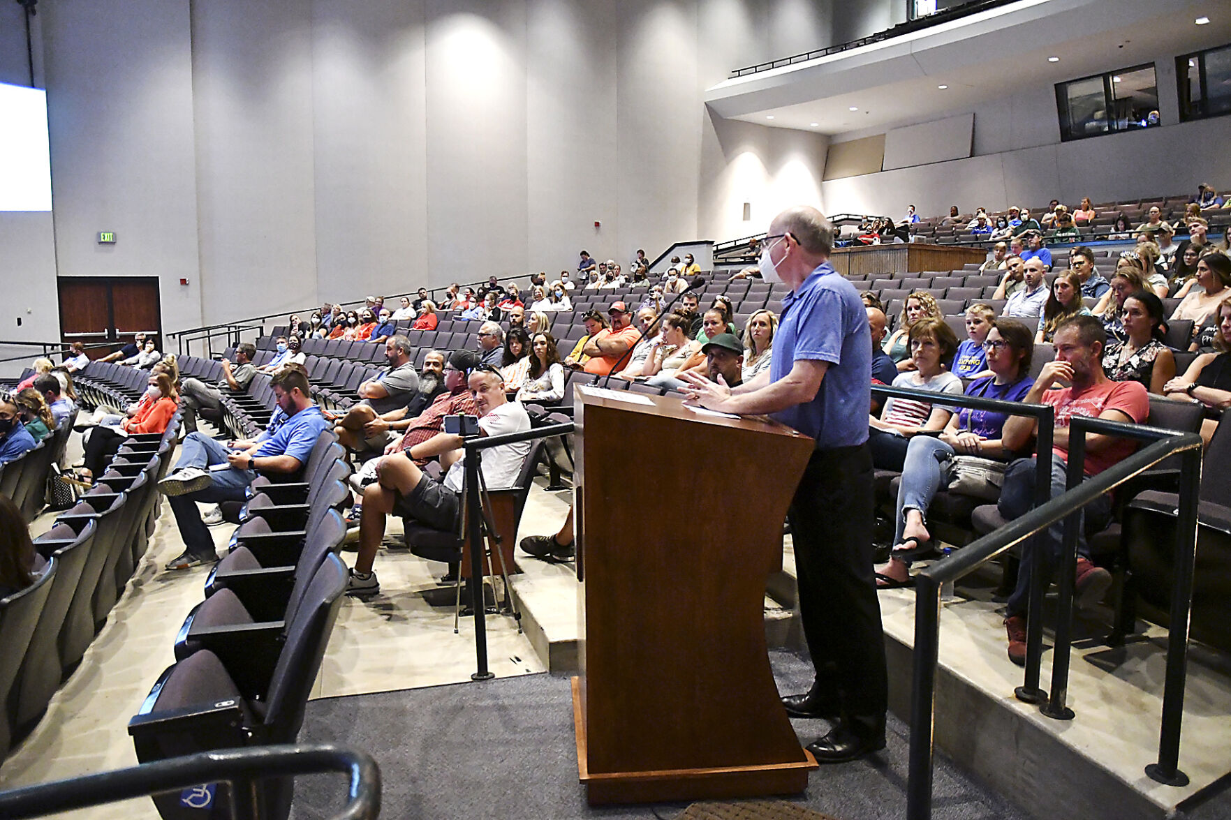 20210826-nws-pendletonmeeting 5.JPG